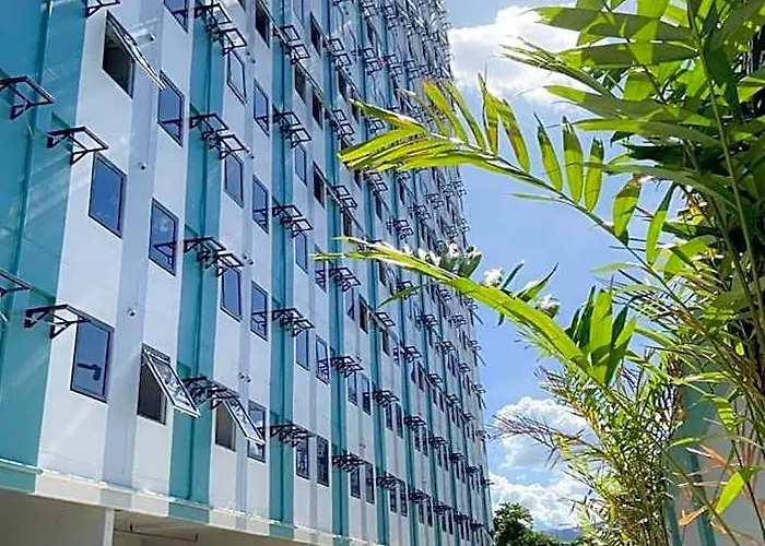 2br In Banilad Hotel 2*